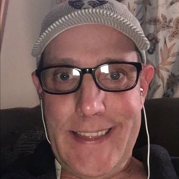 Meet your Posher, Corey - Picture 1 of 1